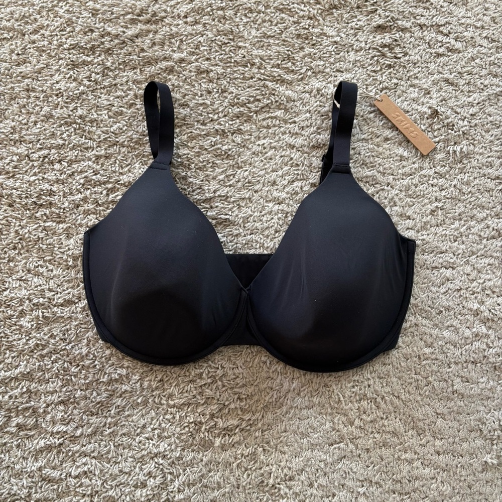 SKIMS T-Shirt Black Bra - Picture 1 of 4